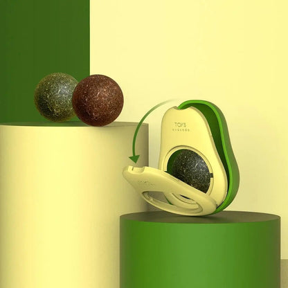 Palta con bola de catnip giratoria